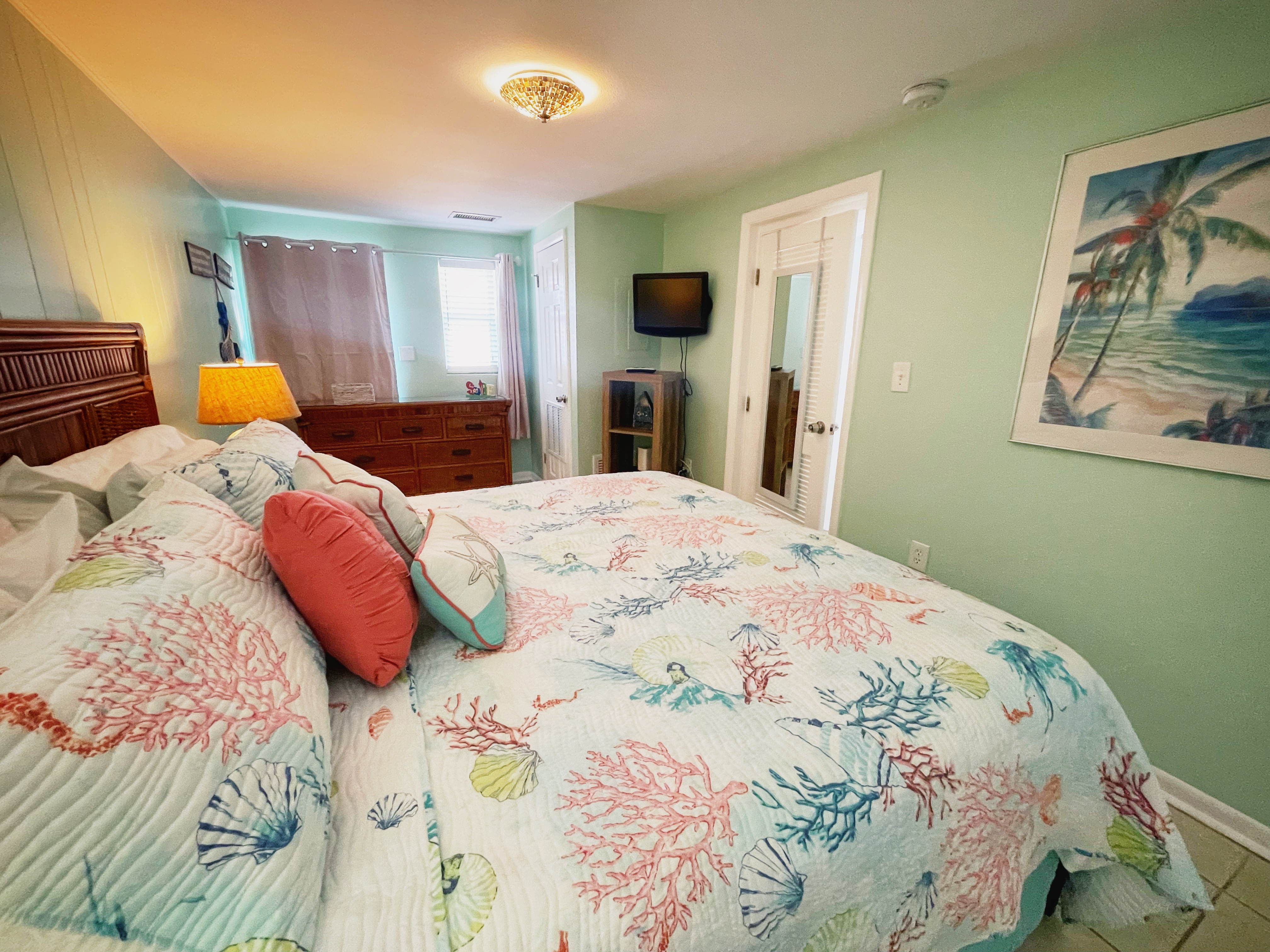 Cottage 102 interior photo